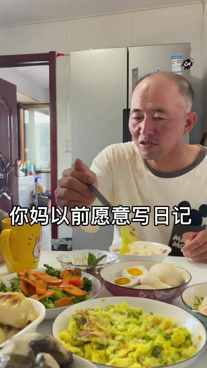 家庭搞笑日常网红有哪些,盘点家庭搞笑日常网红，带你领略温馨欢乐时光