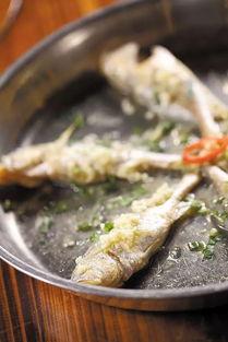 黄眉头条,聚焦热点，解码社会现象